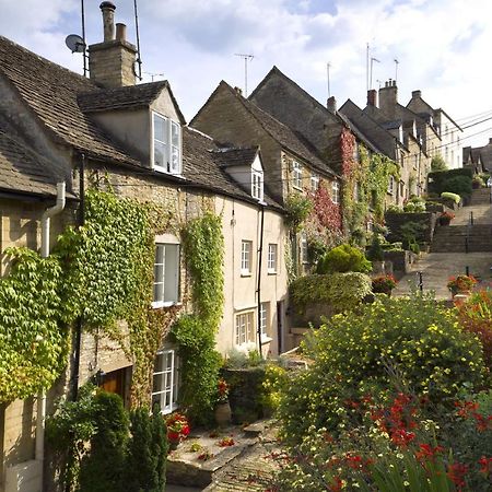 Well Cottage: A Cotswold Cottage At The Heart Of The Village Of Crudwell Εξωτερικό φωτογραφία